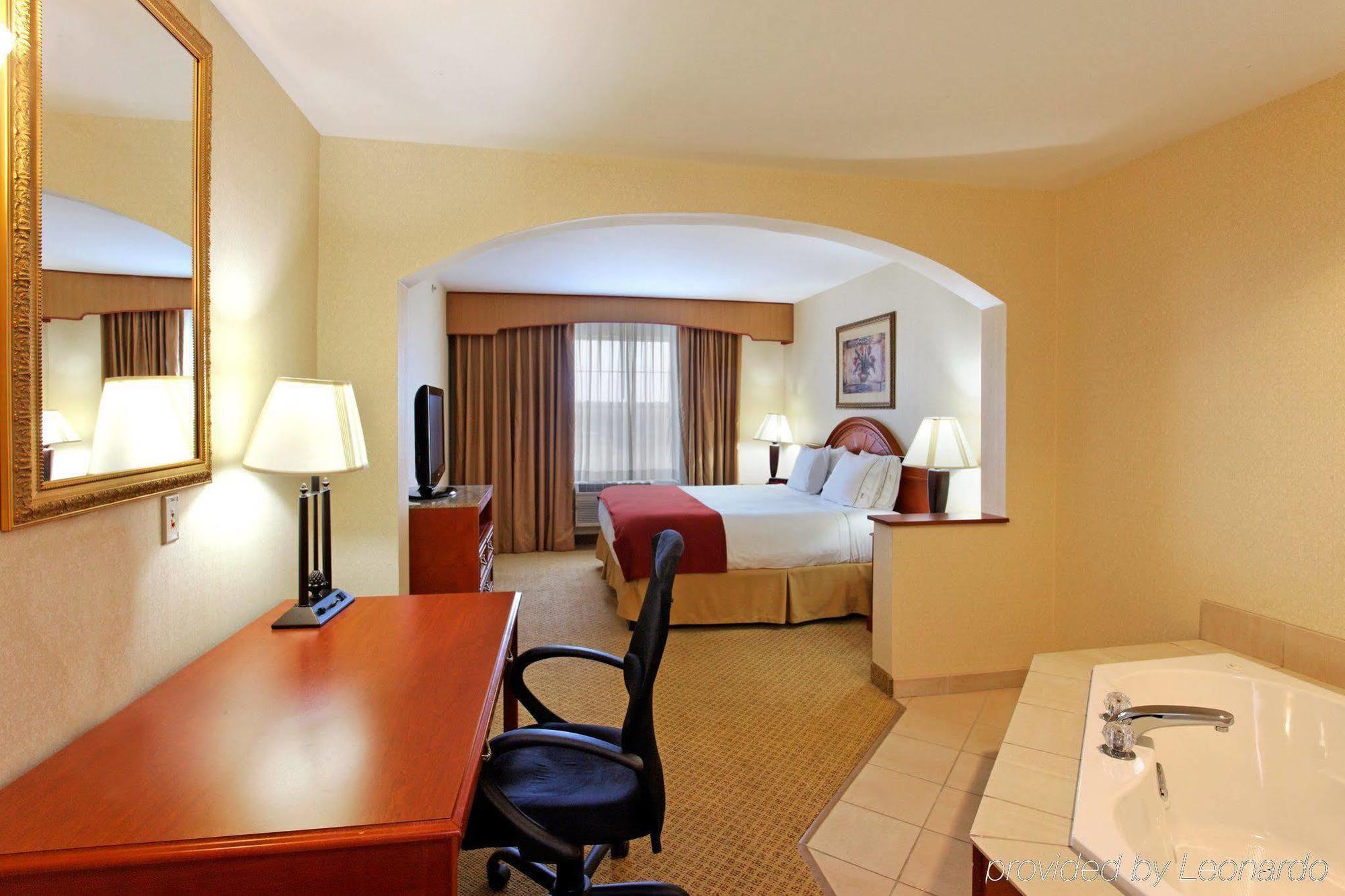 Holiday Inn Express Mystic By Ihg Oda fotoğraf